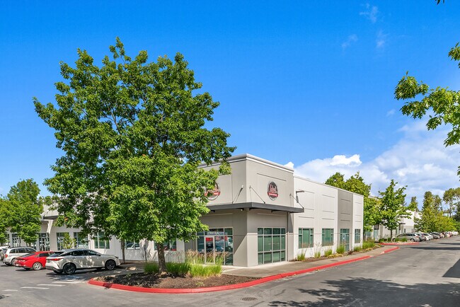 Plus de détails pour 1000 SW 34th St, Renton, WA - Industriel à louer