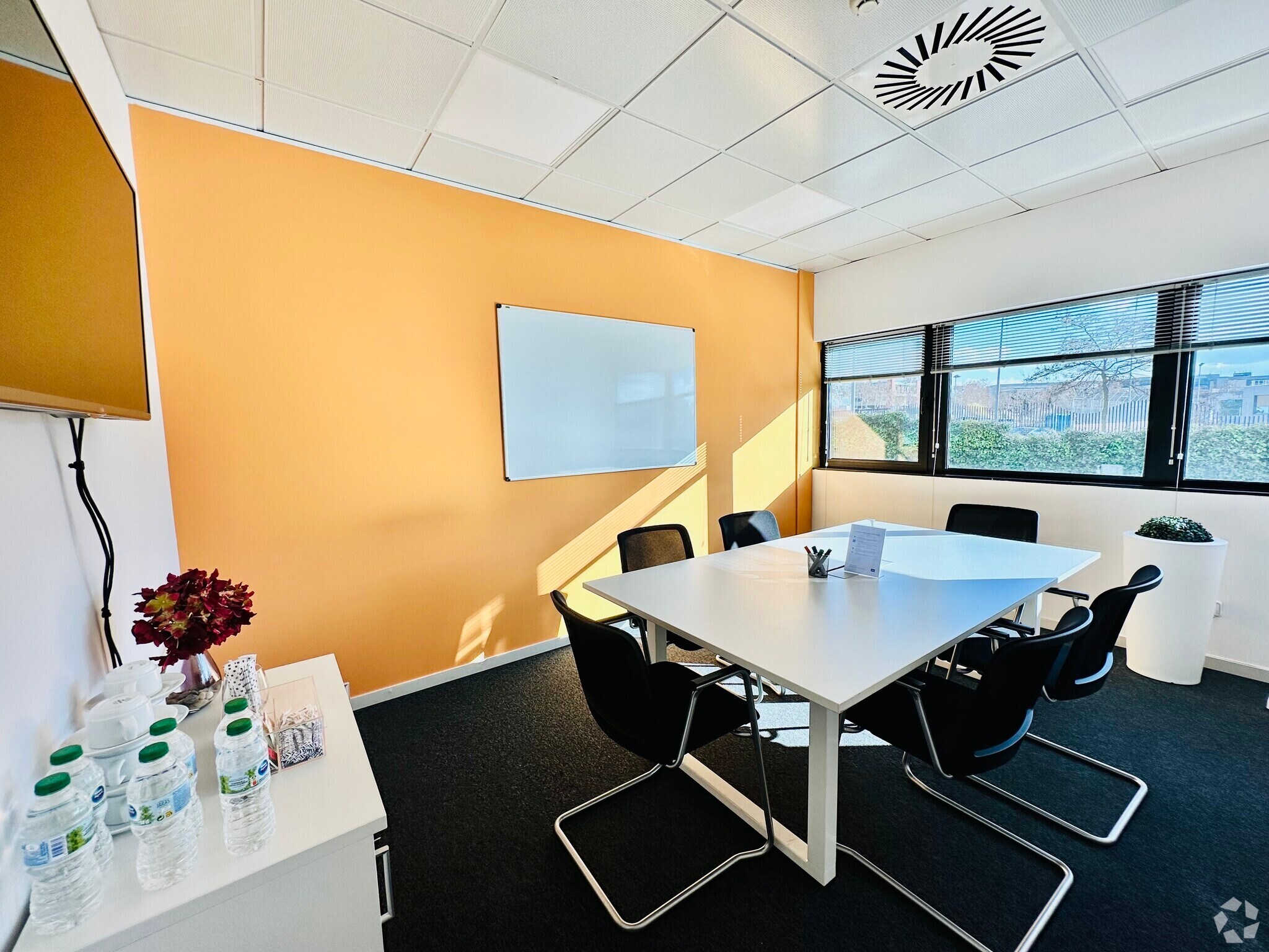 Espace de cotravail dans Las Rozas de Madrid, Madrid à louer Photo intérieure- Image 1 de 13