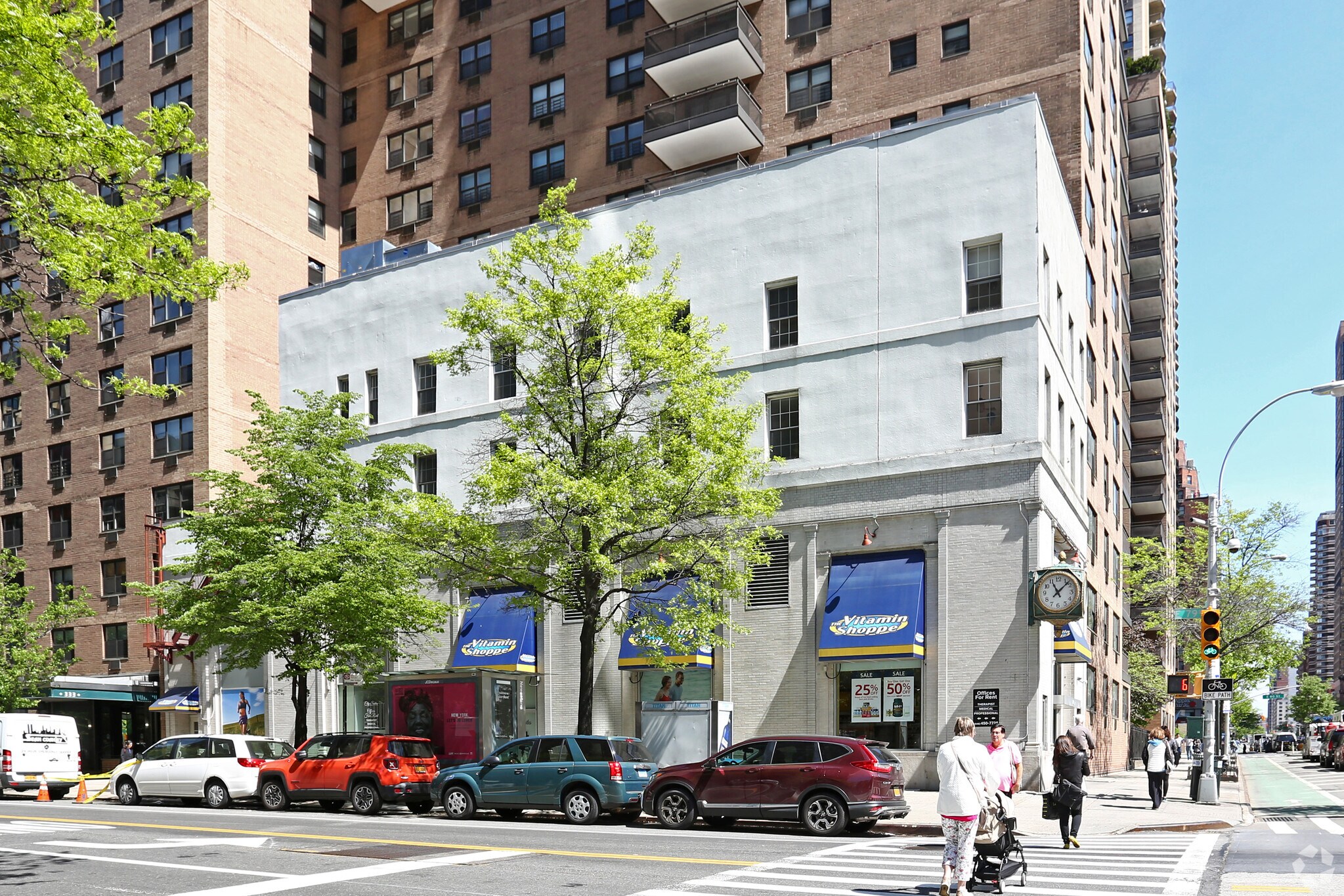 1513 First Ave, New York, NY à louer Photo du bâtiment- Image 1 de 12
