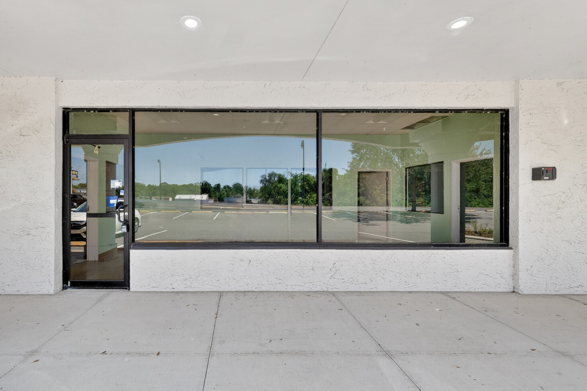 1450 E North Blvd, Leesburg, FL for lease Building Photo- Image 1 of 10