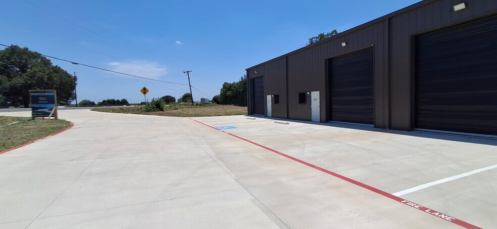 5988 TX 34, Quinlan, TX à louer - Photo du bâtiment - Image 3 de 7
