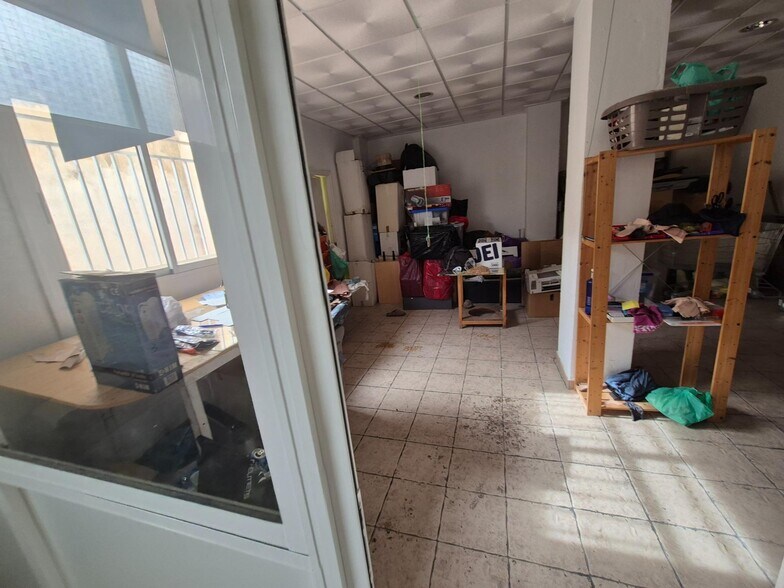 Commerce de détail dans Petrer à vendre - Photo du bâtiment - Image 3 de 13