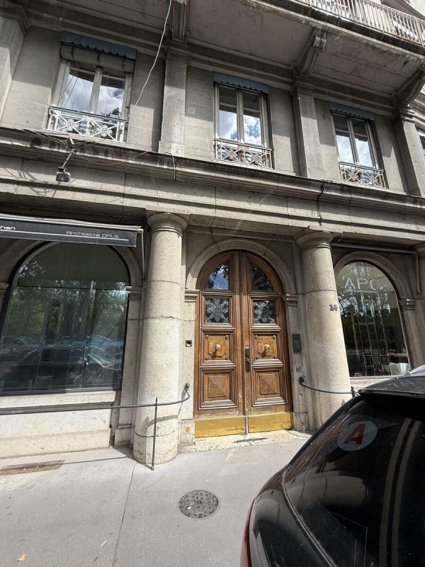 14 Quai De Serbie, Lyon for sale Building Photo- Image 1 of 7