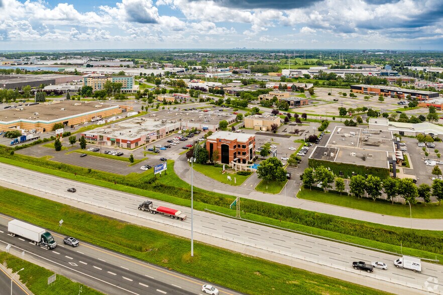 1190 Pl Nobel, Boucherville, QC à louer - Aérien - Image 3 de 6