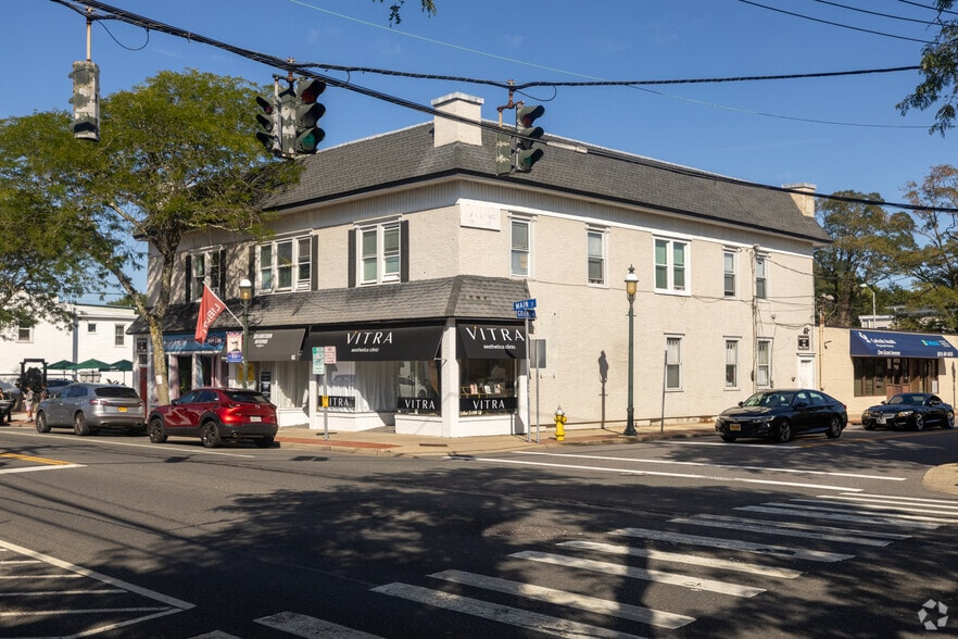 463-469 Main St, Islip, NY à louer - Photo principale - Image 1 de 4