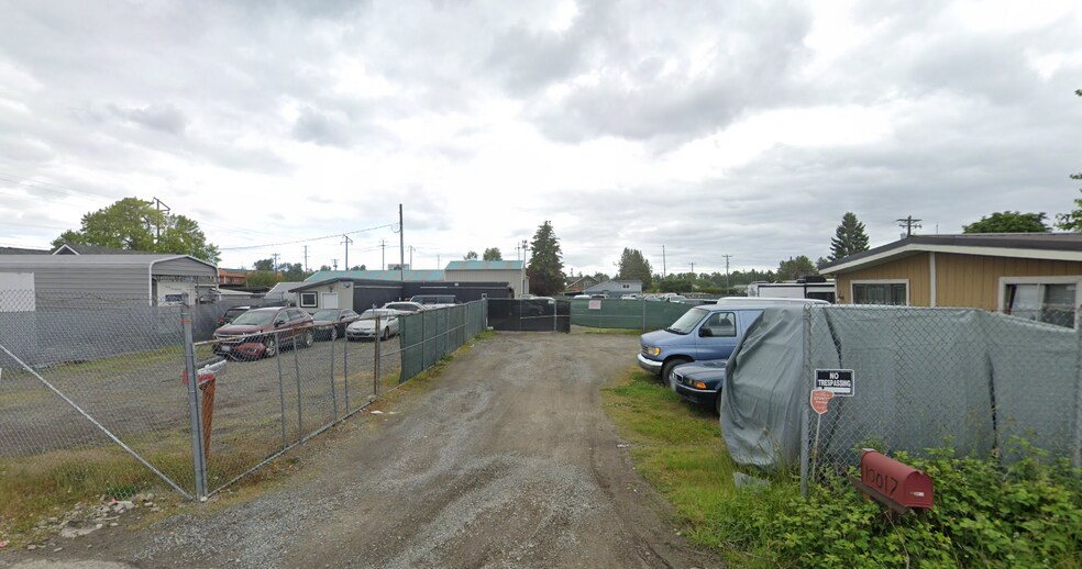 10017 Portland Ave E, Tacoma, WA à vendre - Photo principale - Image 1 de 2