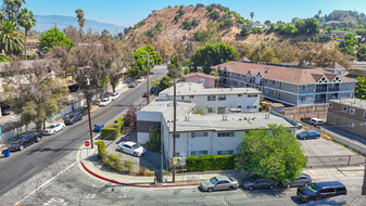 5952-5960 Benner St, Los Angeles CA - Motel