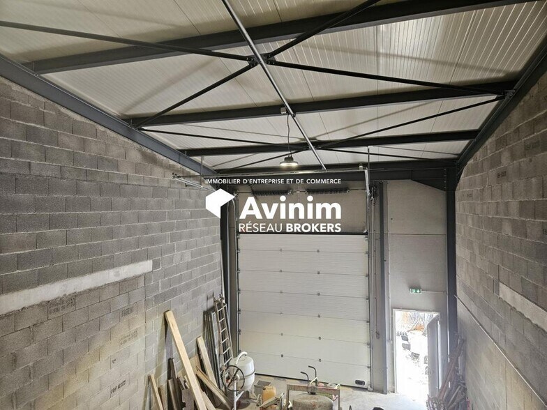 Industrial in Ceyzériat for sale - Interior Photo - Image 3 of 5