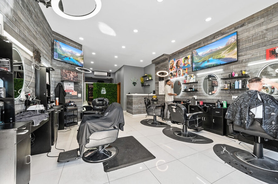 2339 Bath Ave, Brooklyn, NY for sale - Building Photo - Image 2 of 40