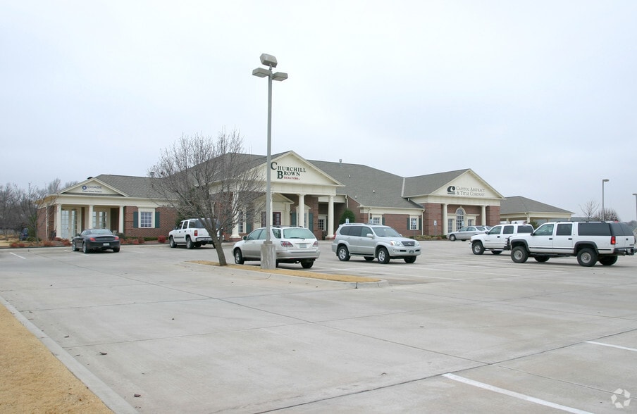 201 N Bryant Ave, Edmond, OK for sale - Building Photo - Image 3 of 5