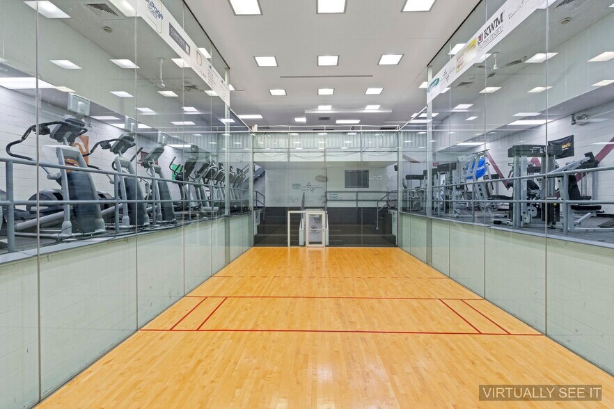 830 E Roosevelt Rd, Lombard, IL à vendre - Photo du bâtiment - Image 3 de 40