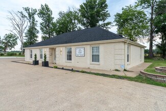 Plus de détails pour 709 N Carbon St, Marion, IL - Flex à vendre