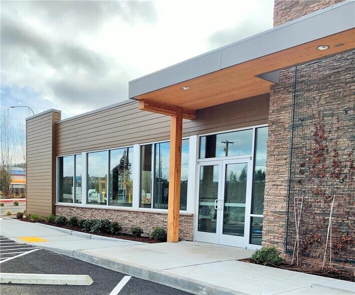 5373 Auto Center Way, Bremerton, WA for lease - Building Photo - Image 2 of 2