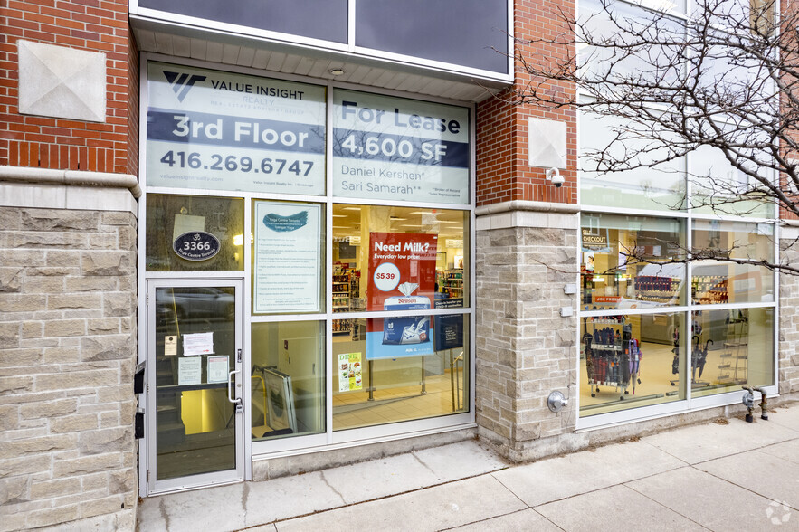 3362-3368 Yonge St, Toronto, ON for lease - Building Photo - Image 3 of 4