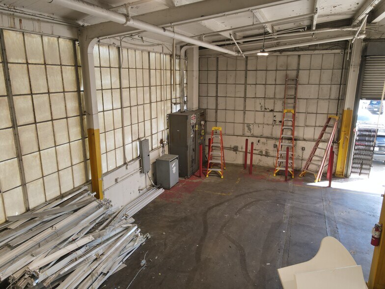 3850 Santa Fe Ave, Vernon, CA à louer - Photo du bâtiment - Image 2 de 55