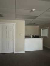 566 Files Rd, Hot Springs National Park, AR for lease Interior Photo- Image 1 of 2