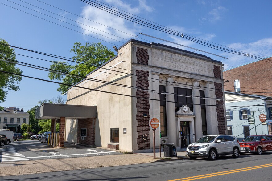 33 Bridge St, Lambertville, NJ à louer - Photo du bâtiment - Image 2 de 4