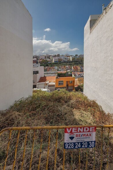Calle Montaña de Humiaga, 17, Arucas, Las Palmas for sale - Building Photo - Image 3 of 10