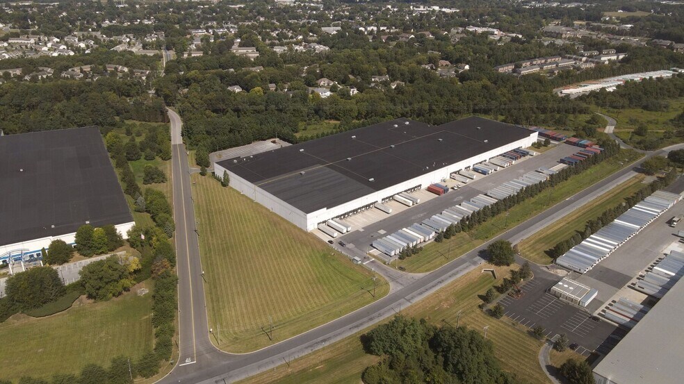 500 Independence Ave, Mechanicsburg, PA à louer - Aérien - Image 3 de 3