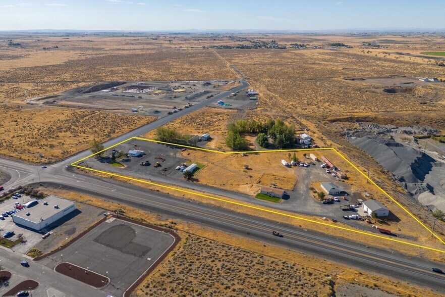 14306 Road B.3 NW, Ephrata, WA à vendre - Photo du bâtiment - Image 2 de 9