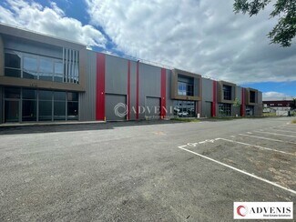 More details for Rue Newton, Tresses - Flex for Lease