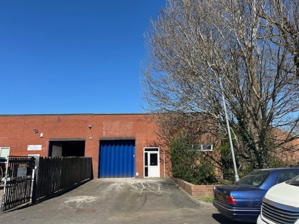 Clive Rd, Redditch for lease Primary Photo- Image 1 of 2