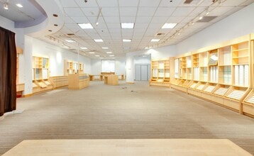 5060 Montclair Plaza Ln, Montclair, CA for lease Building Photo- Image 2 of 9