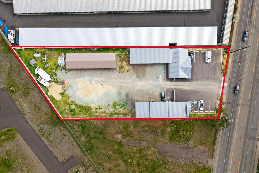 3839 S Pacific Hwy, Medford, OR à vendre - Photo du bâtiment - Image 3 de 21