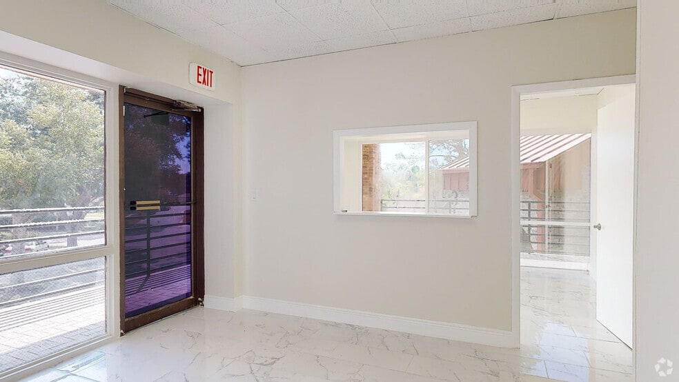 3104 W Waters Ave, Tampa, FL for lease - Matterport 3D Scan - Image 2 of 11