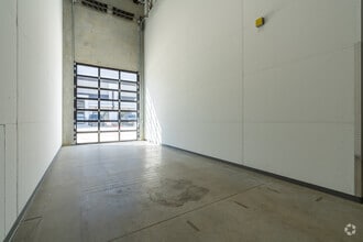1305 Blue Ridge Dr, Georgetown, TX for lease Interior Photo- Image 2 of 6