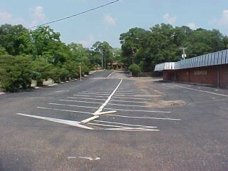 108 E Southport, Dothan, AL à louer - Photo du bâtiment - Image 2 de 18