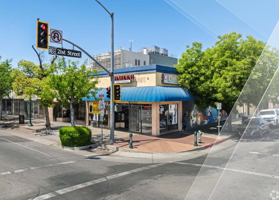 2019-2023 Chester Ave, Bakersfield, CA à louer Photo du bâtiment- Image 1 de 4