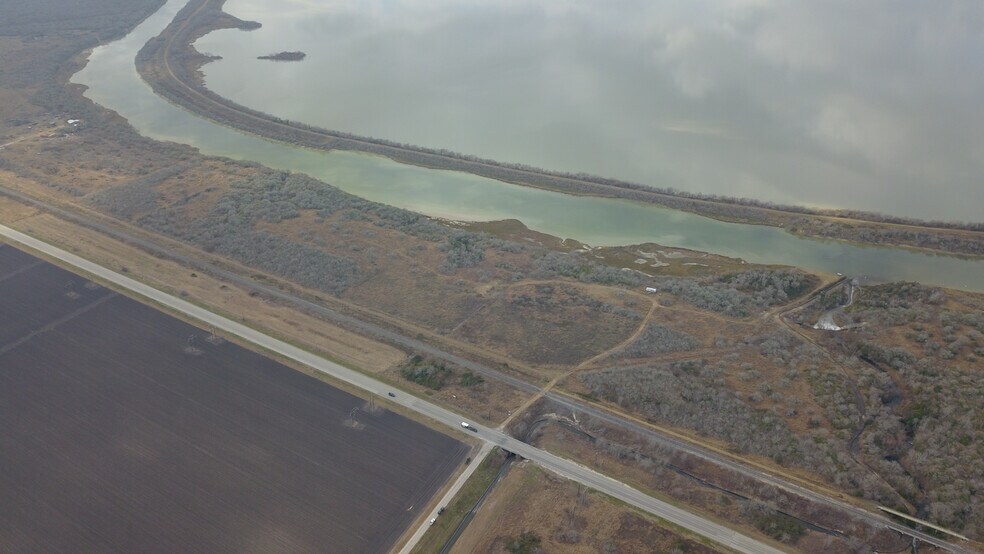 00 Hwy 185, Port Lavaca, TX à vendre - Photo principale - Image 1 de 9