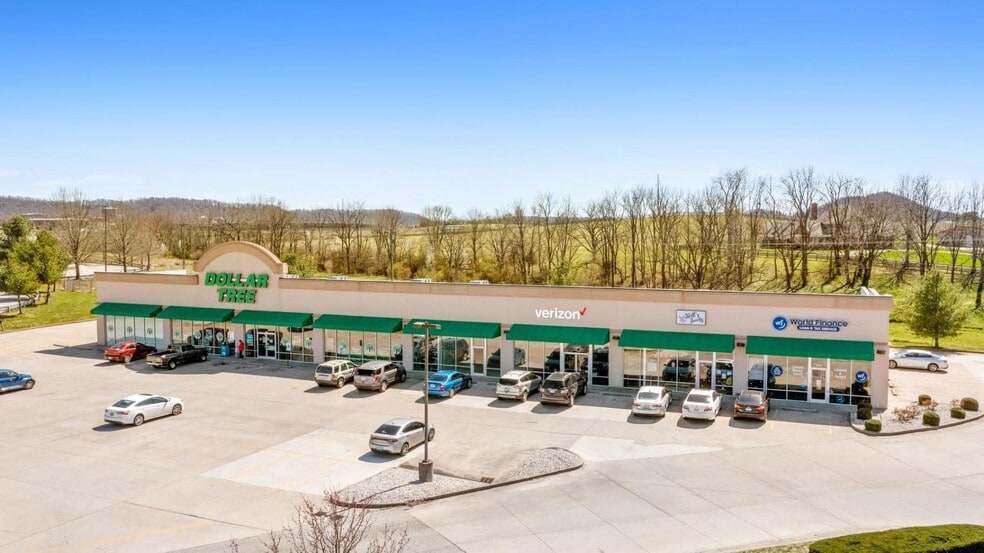 2150-2158 Campbellsville Rd, Lebanon, KY for lease - Building Photo - Image 1 of 8
