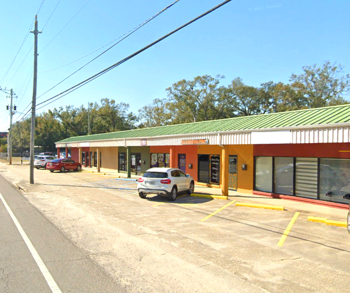 3620-3642 Barrancas Ave, Pensacola, FL for lease - Building Photo - Image 1 of 3