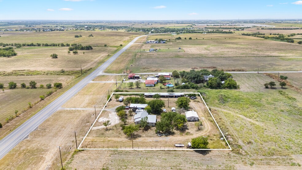 19016 FM 973 N, Coupland, TX à vendre - Aérien - Image 3 de 17