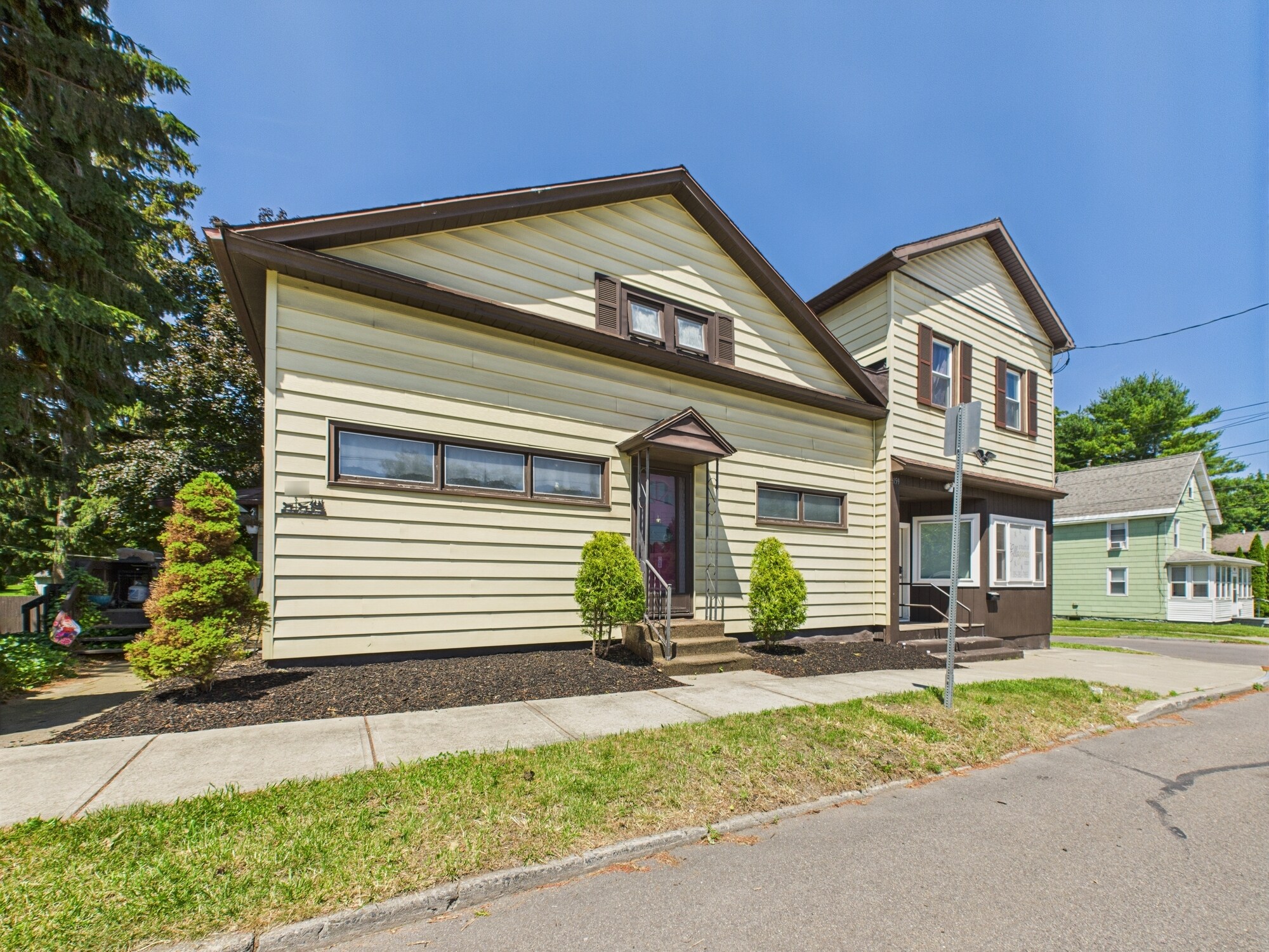 159 Washington St, Auburn, NY à vendre Photo principale- Image 1 de 2