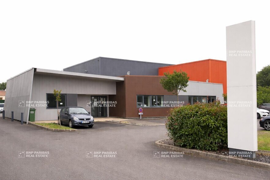 Office in Les Sorinières for lease - Building Photo - Image 1 of 7