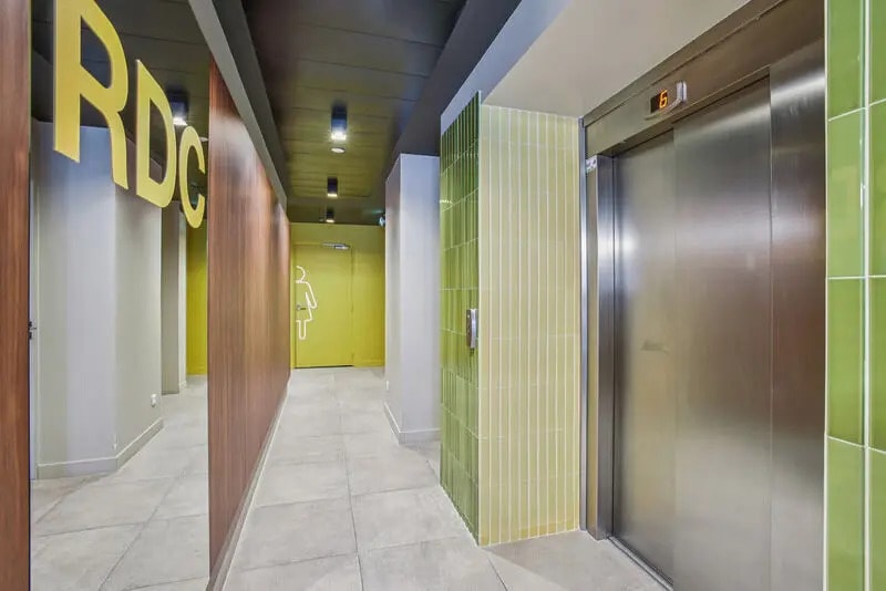 2 Rue Neuve Saint-Pierre, Paris for lease - Lobby - Image 2 of 5