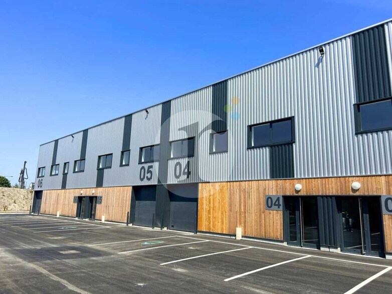 Flex dans Wattrelos à louer - Photo du bâtiment - Image 2 de 10