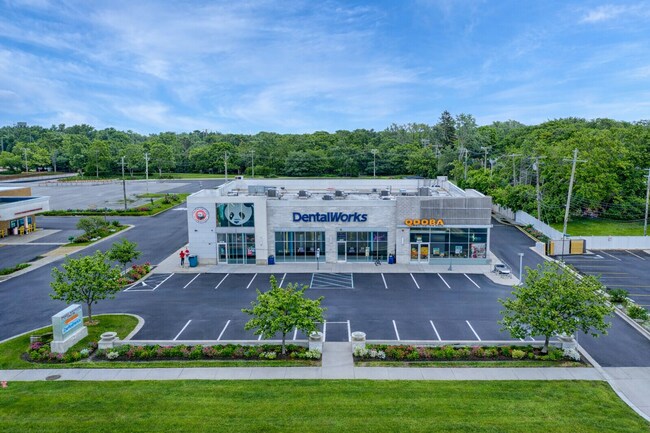 Plus de détails pour 30754-30766 Woodward Ave, Royal Oak, MI - Médical à louer