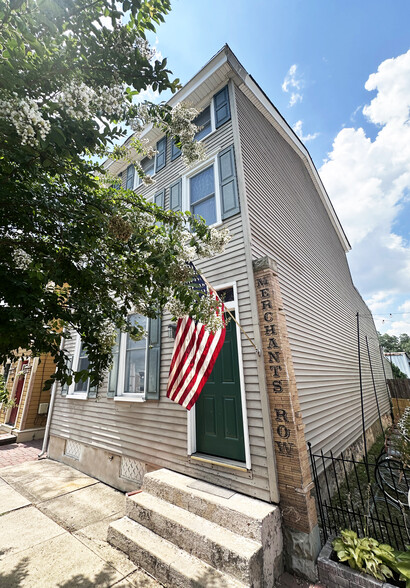 44 Clinton St, Delaware City, DE for sale - Primary Photo - Image 1 of 10