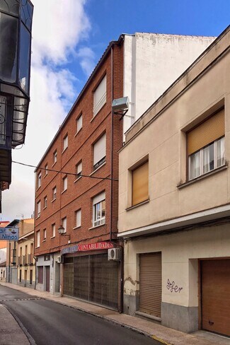 More details for Calle Orozco, 6, Torrijos - Multifamily for Sale