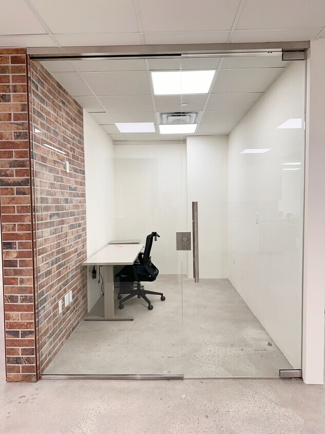 1180 S Beverly Dr, Los Angeles, CA à louer Photo intérieure- Image 1 de 1