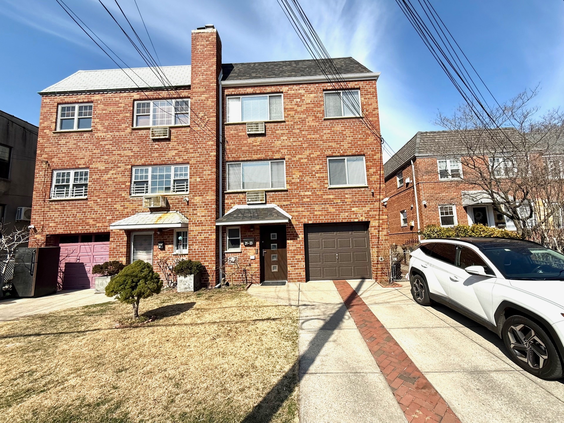 2123 Amory Ct, Ridgewood, NY for sale Primary Photo- Image 1 of 20