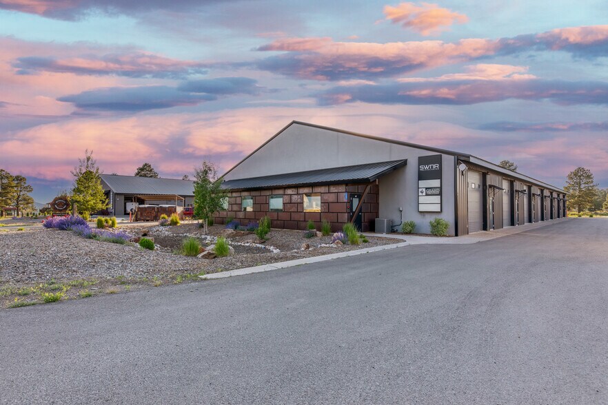 543-583 Navajo Trail Dr, Pagosa Springs, CO à vendre - Photo du bâtiment - Image 1 de 33