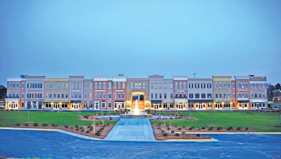 1202 Town Park Ln, Evans, GA à louer - Photo du bâtiment - Image 2 de 5