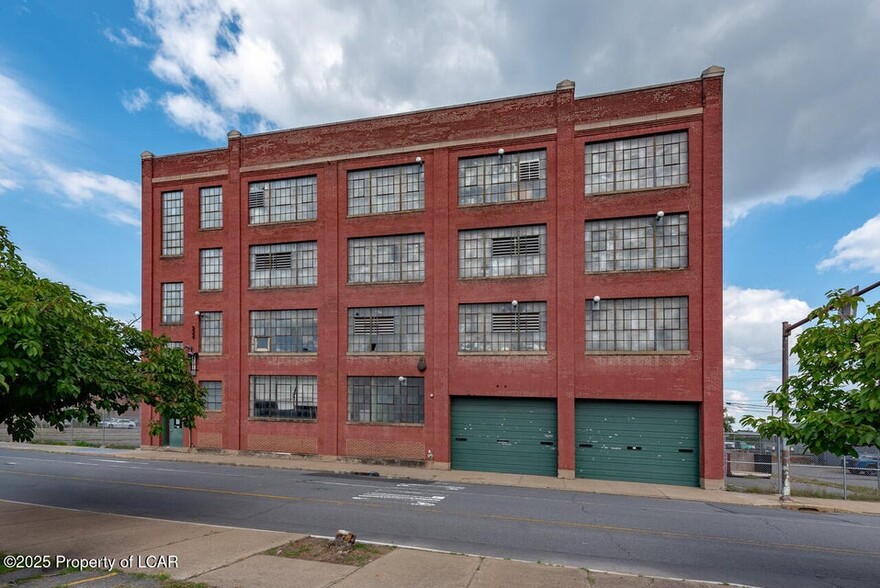 64 E Union St, Wilkes-Barre, PA for sale - Building Photo - Image 2 of 11