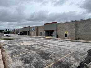 4300 Charter Ave, Oklahoma City, OK for lease Building Photo- Image 1 of 17