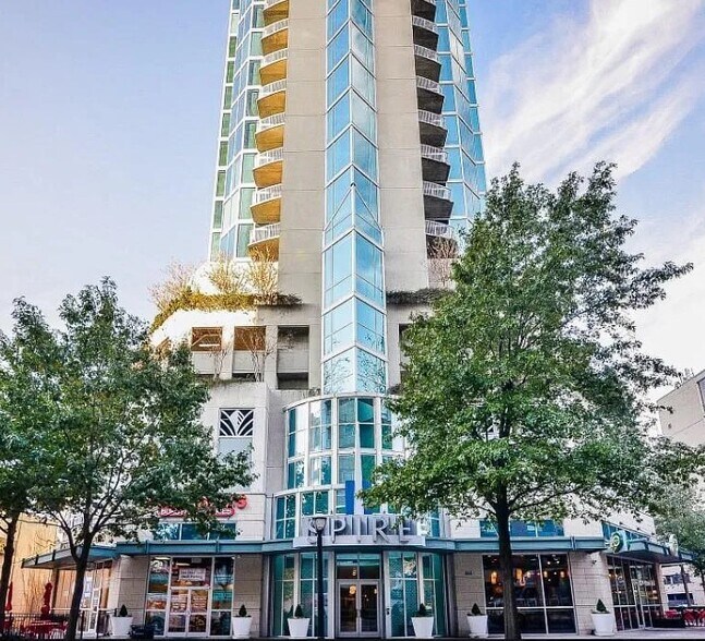 860 Peachtree St NE, Atlanta, GA à louer - Photo du bâtiment - Image 3 de 6